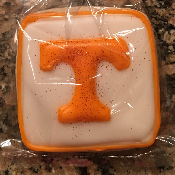 Meet your Posher, Glenn - Picture 2 of 2